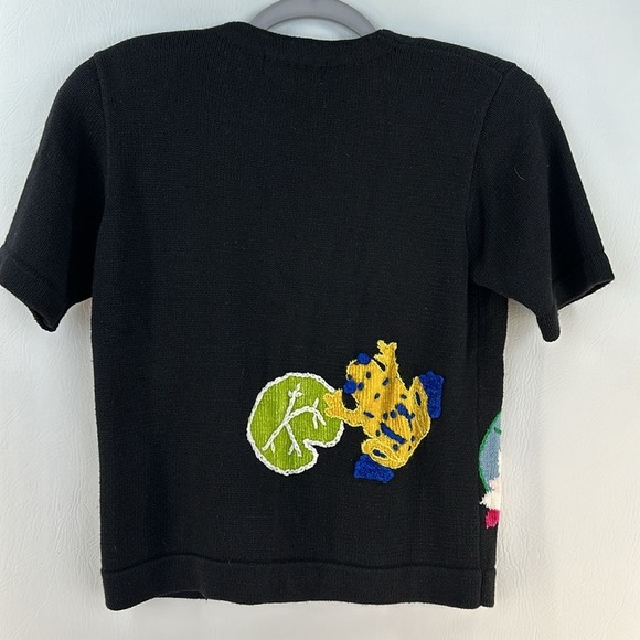 Jack B Quick Short Sleeve Frog Design Sweater - Picture 7 of 10